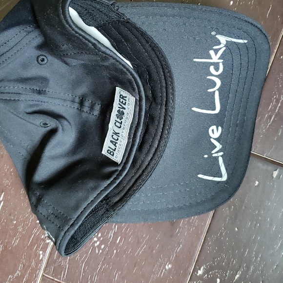 Black Clover ball cap. S. S/M Black & gray.  Premium Clover #88. NWT - Picture 2 of 6